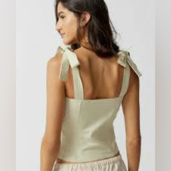 NWT Forever 21 Pastel Light Green Bow Tie Ribbon Tank Top Cami Ribbed Crop Shirt - Picture 1 of 5